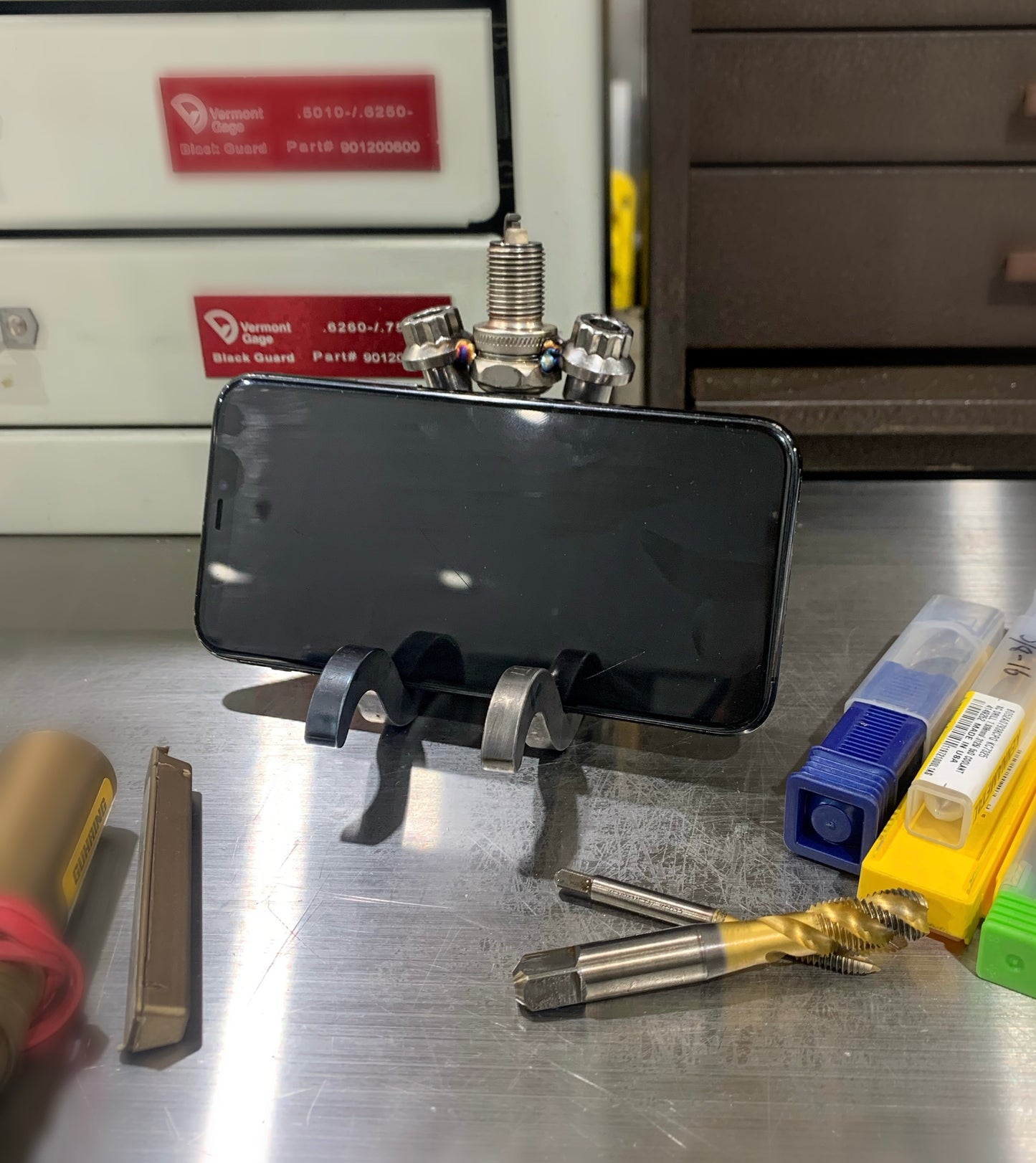 Lever Up Phone Stand