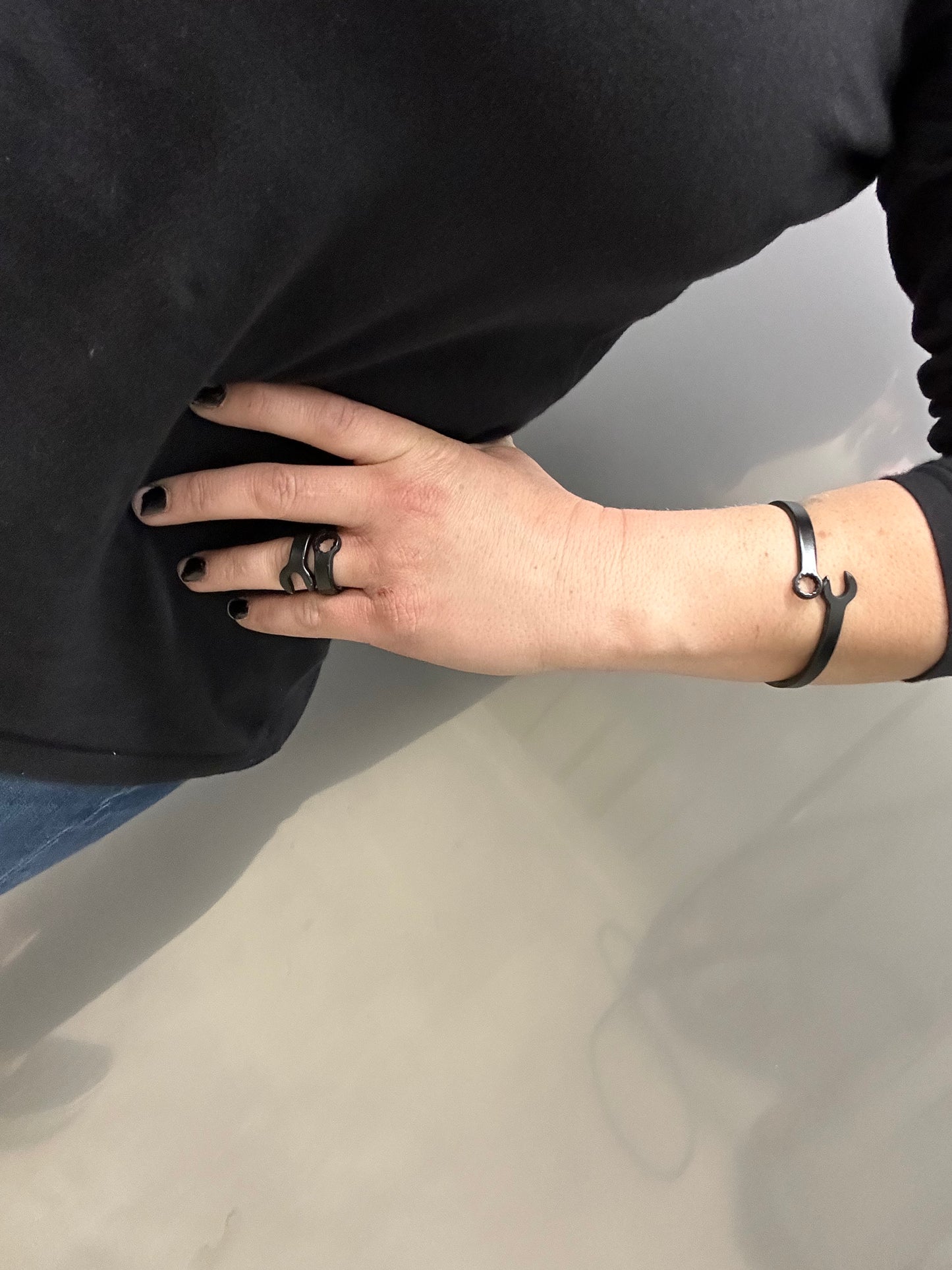 Black Wrench Ring